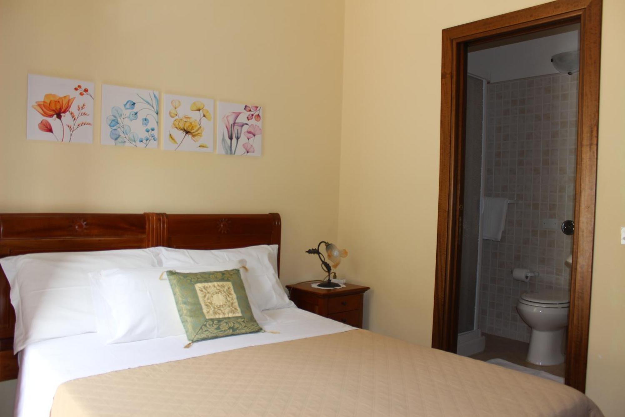 Raggio Di Sole Bed & Breakfast Макари Экстерьер фото