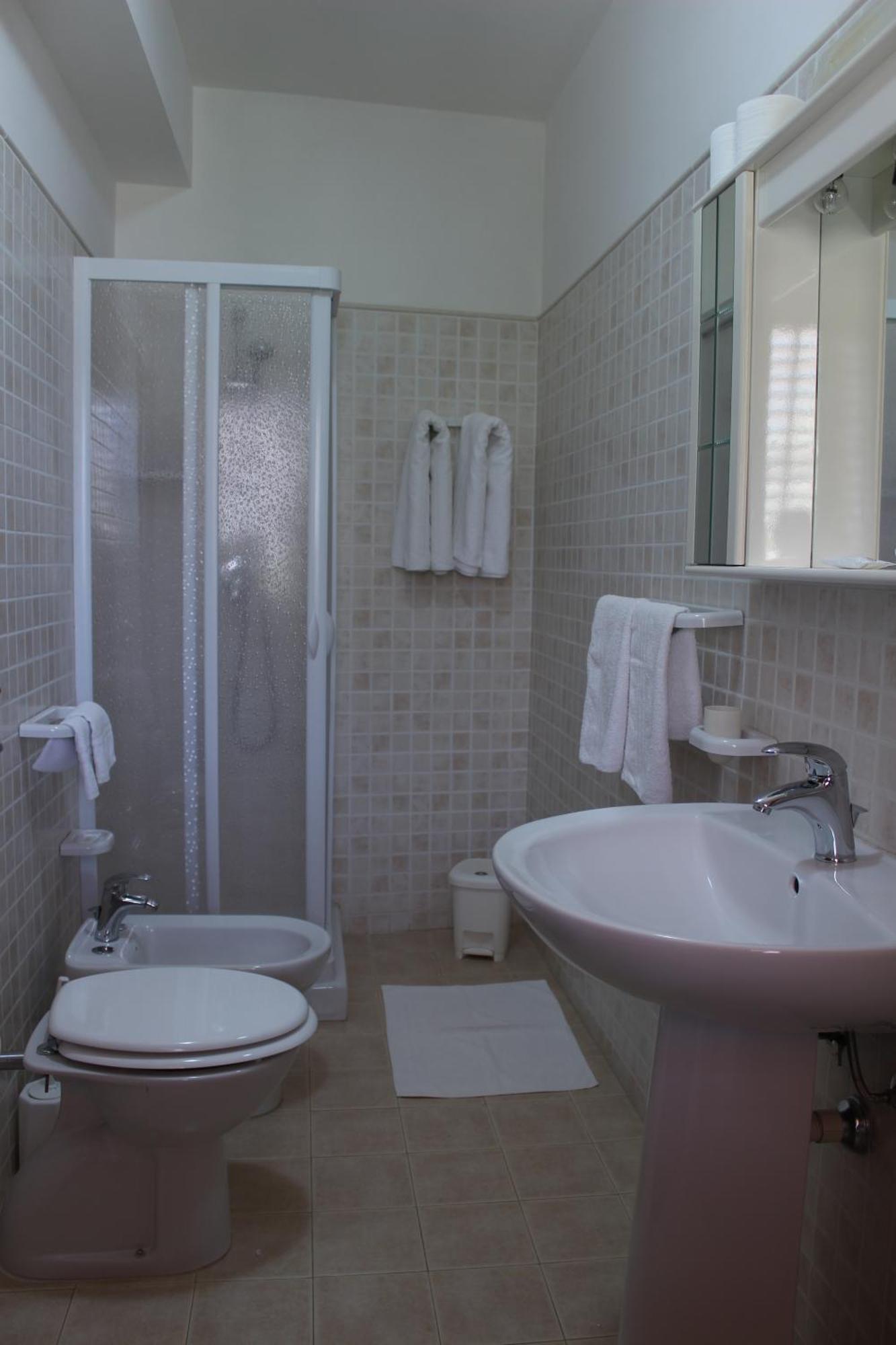 Raggio Di Sole Bed & Breakfast Макари Экстерьер фото