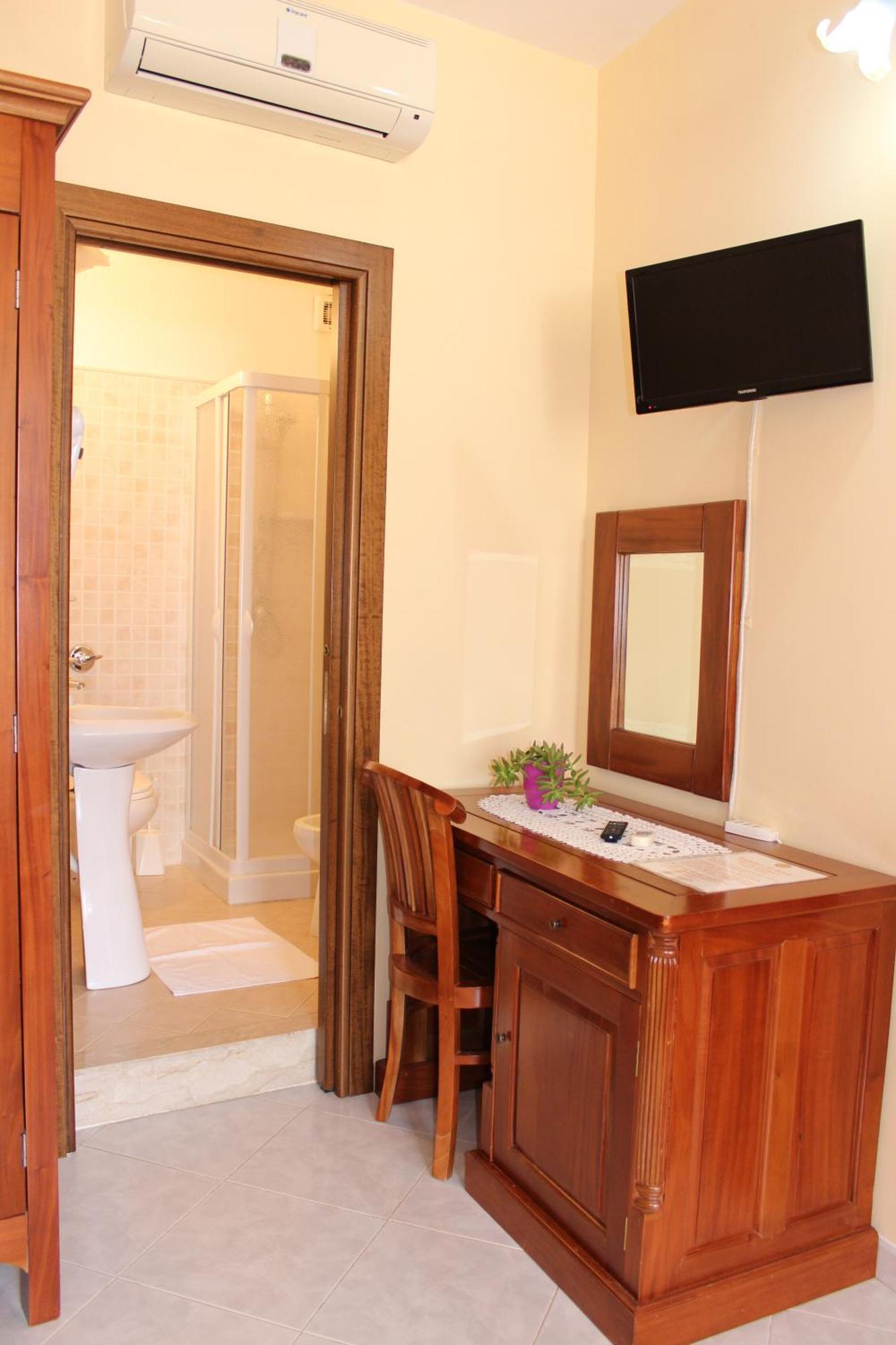 Raggio Di Sole Bed & Breakfast Макари Экстерьер фото