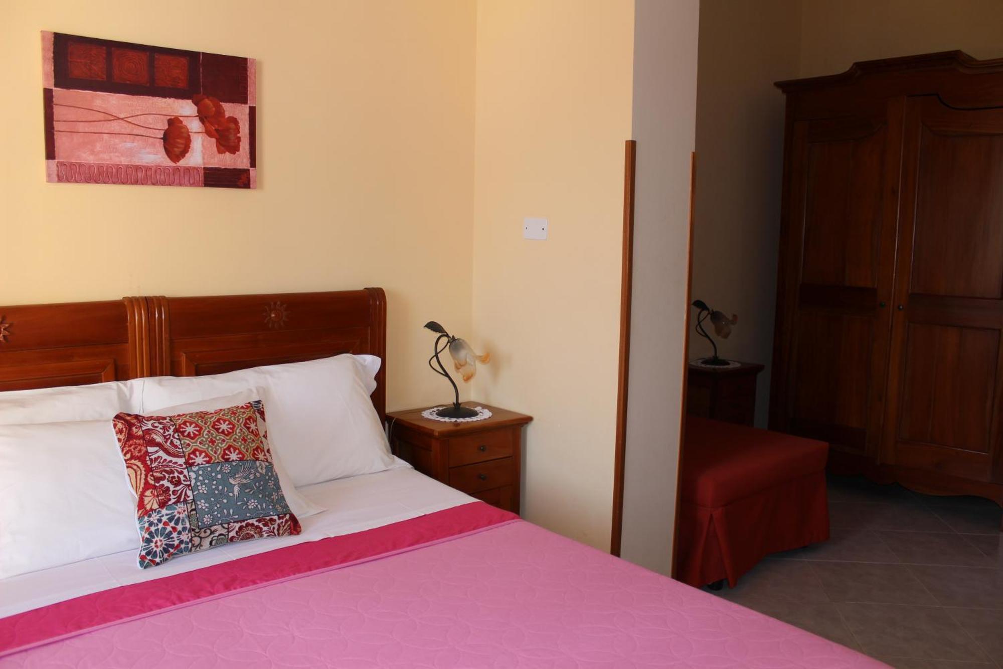 Raggio Di Sole Bed & Breakfast Макари Экстерьер фото