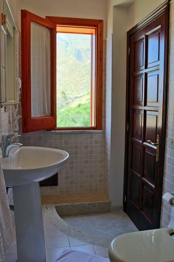 Raggio Di Sole Bed & Breakfast Макари Экстерьер фото