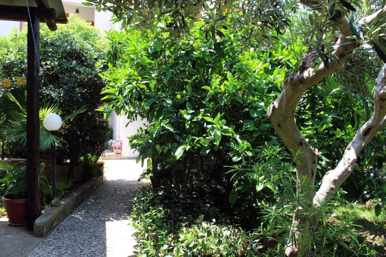 Raggio Di Sole Bed & Breakfast Макари Экстерьер фото